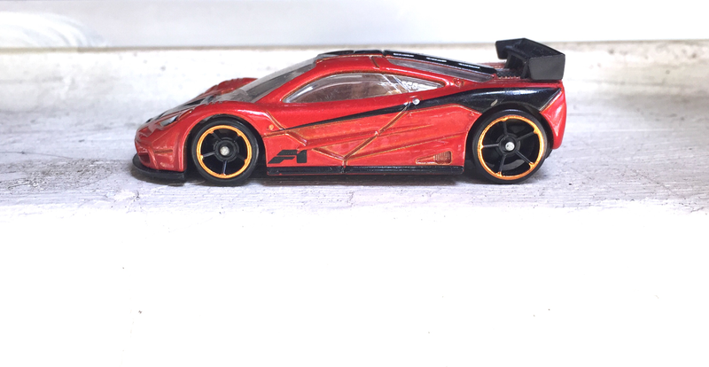 Illustration for article titled McLaren Monday: Hot Wheels Speed Machines McLaren F1 GTR